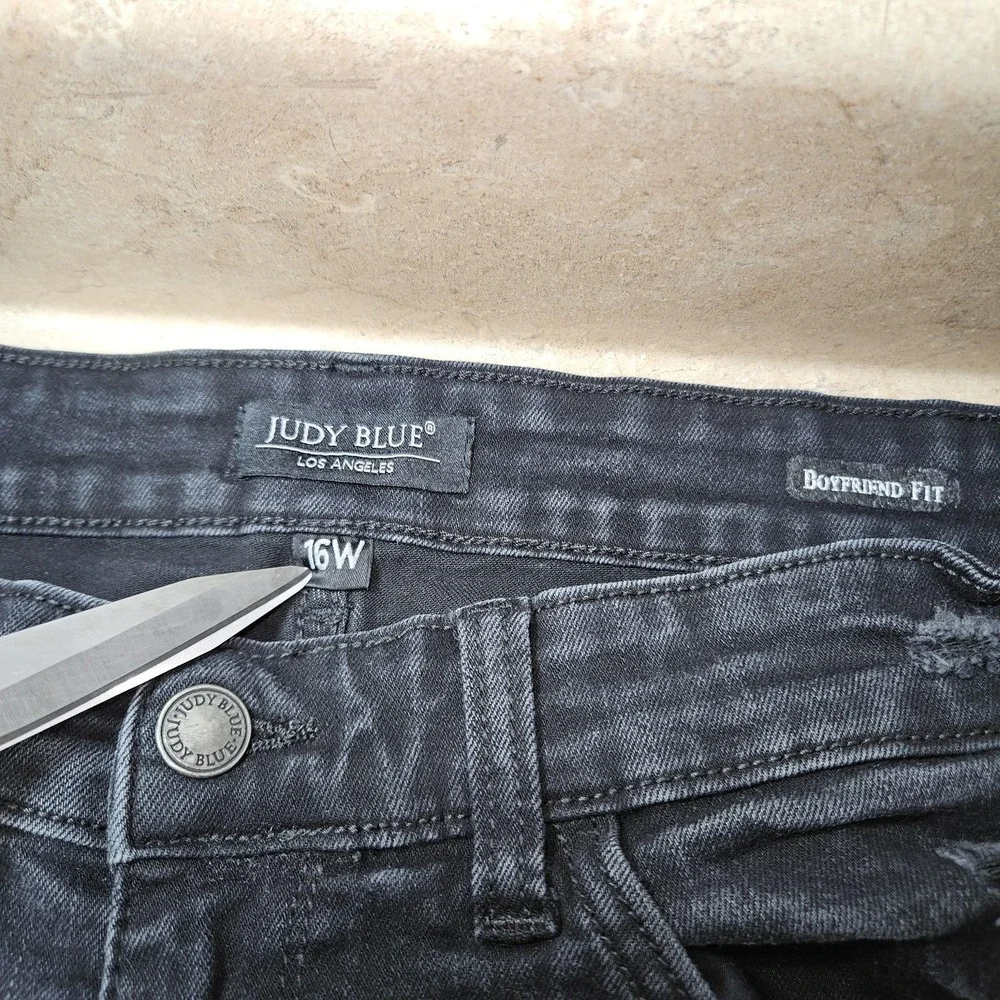 Judy Blue Jeans Womens‎ 16W Black Boyfriend Fit Distressed Plus Normcore Preppy